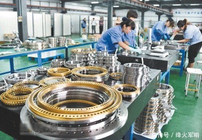 低價買走原料,加工后再高價賣回來,我國已斥資千億助力扭轉(zhuǎn)逆差